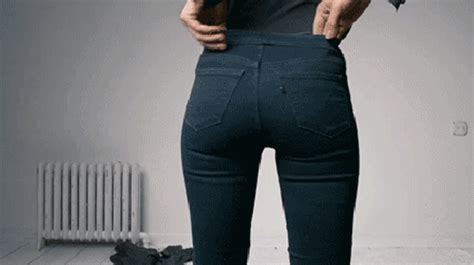 Pulling Down Pants Porn Videos 